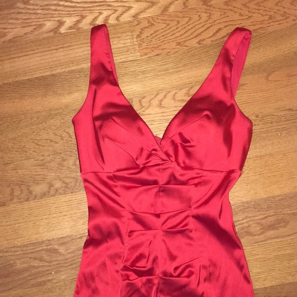 Cache Red Satin Ruched Midi Dress - Picture 2 of 8